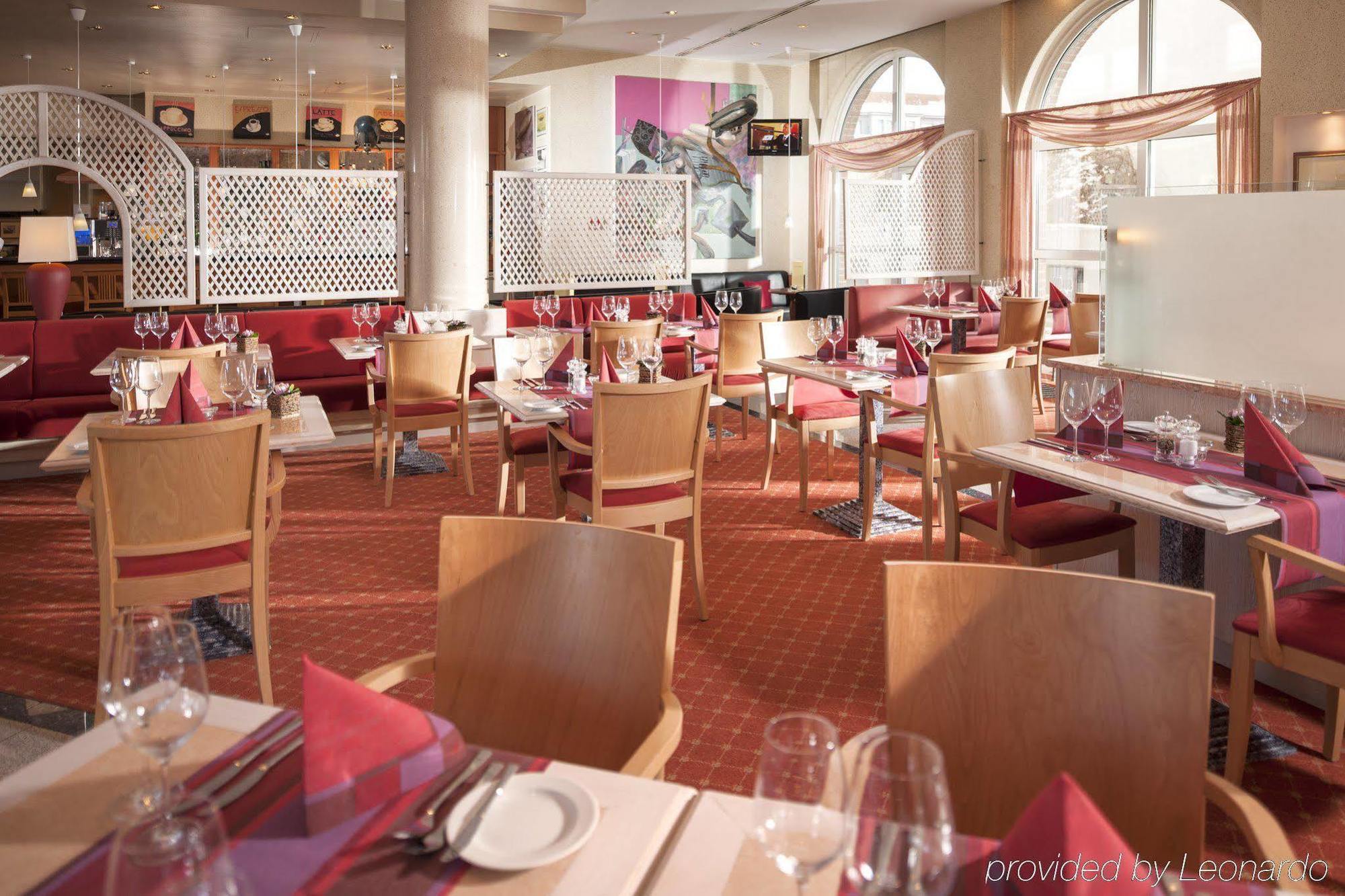Dorint Airport-Hotel Berlin-Tegel Extérieur photo